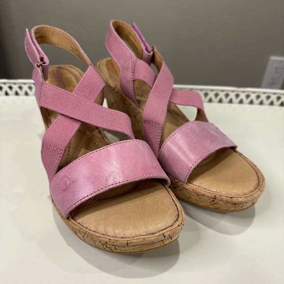 Born Shoes - NWT Born Hyuro Strappy Cork Wedge Sandals 8M